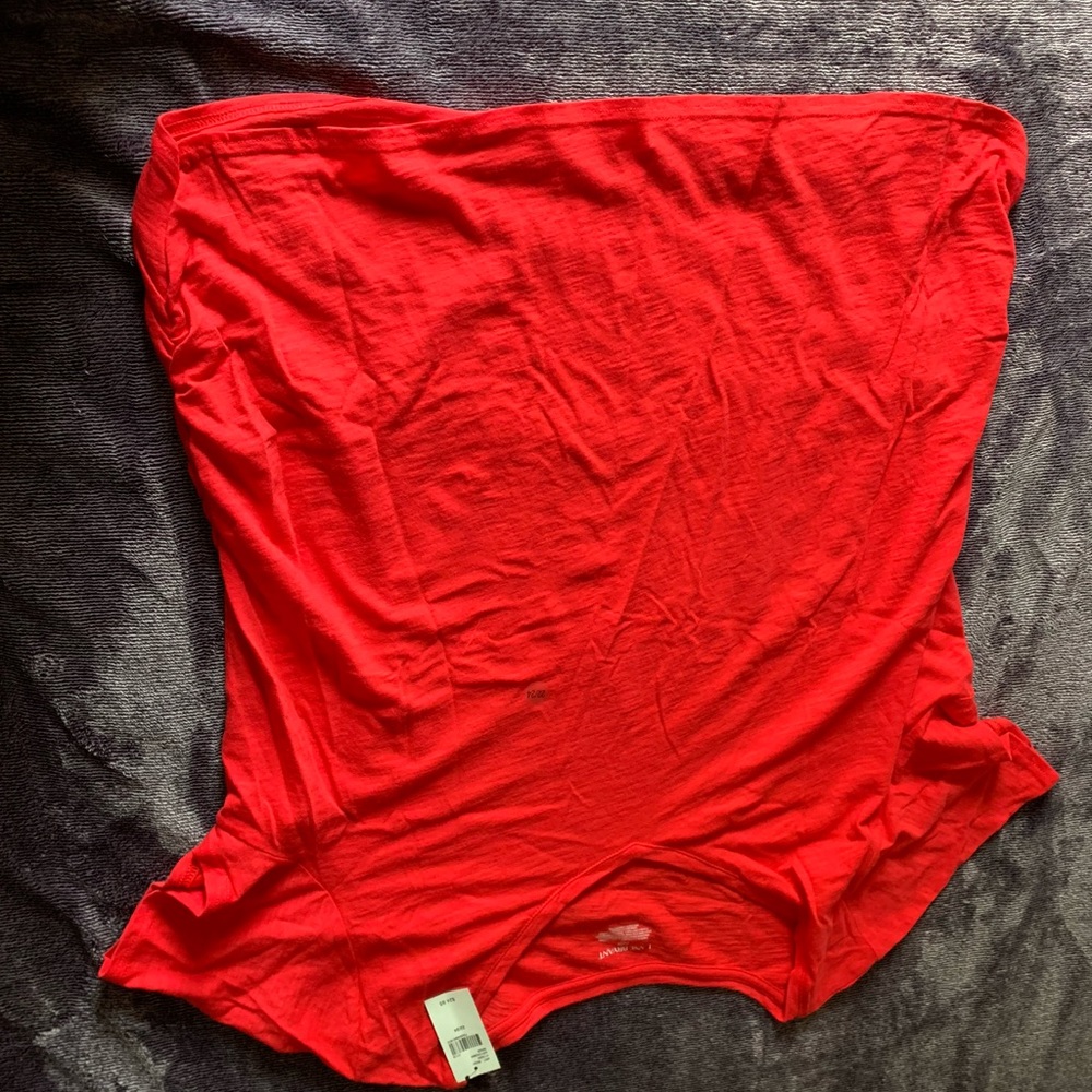 Women’s red T-shirt new with tags